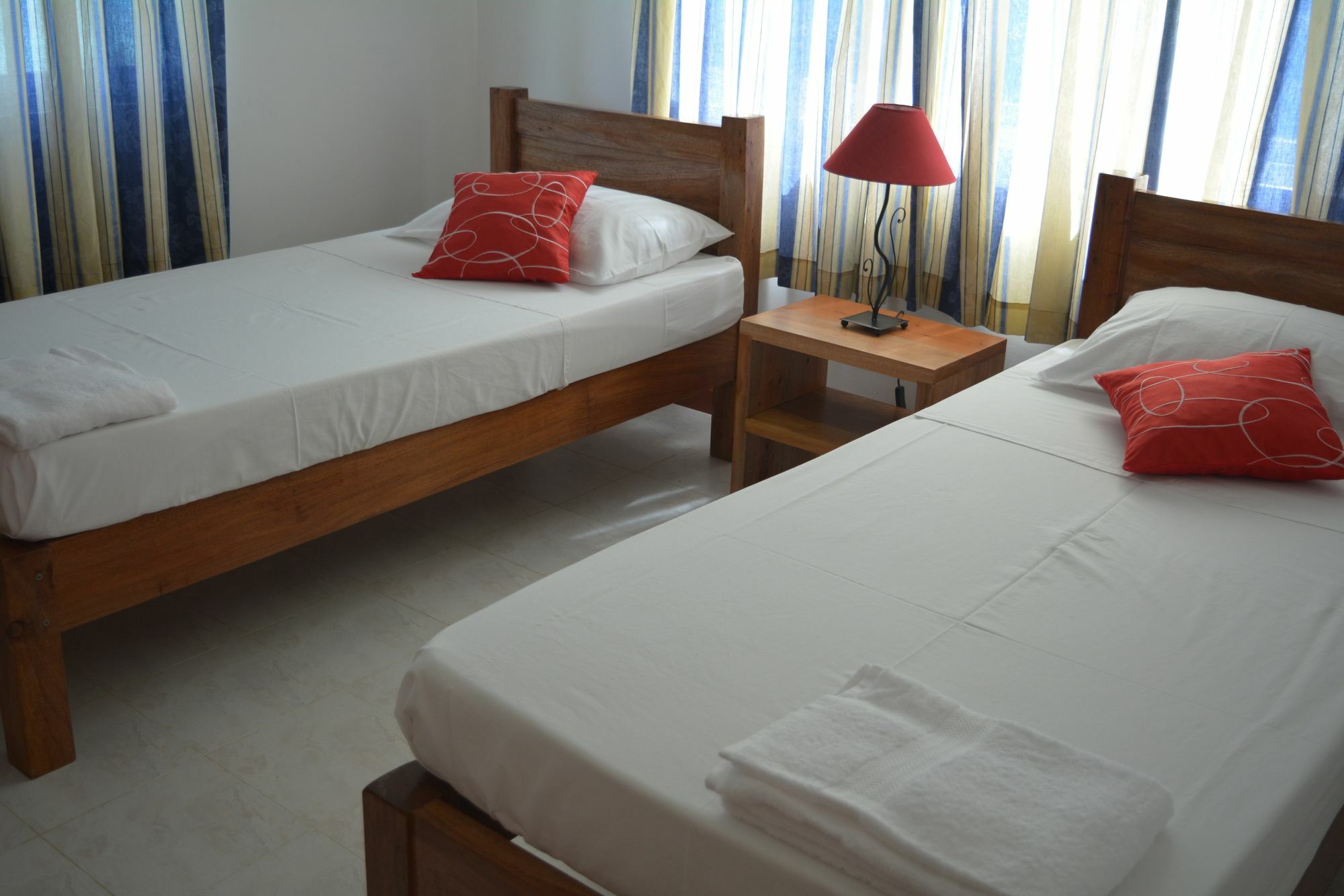 Manfiyo Guest House Anse Boileau エクステリア 写真