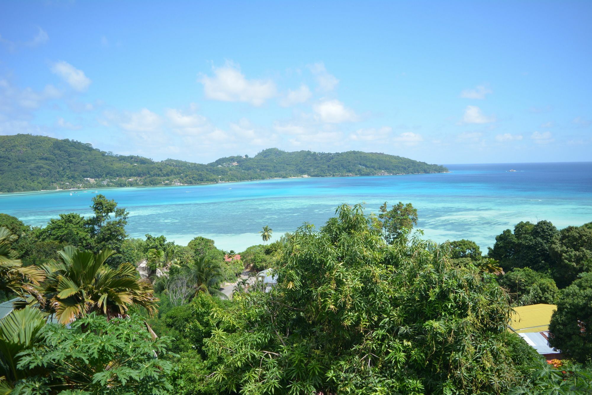 Manfiyo Guest House Anse Boileau エクステリア 写真