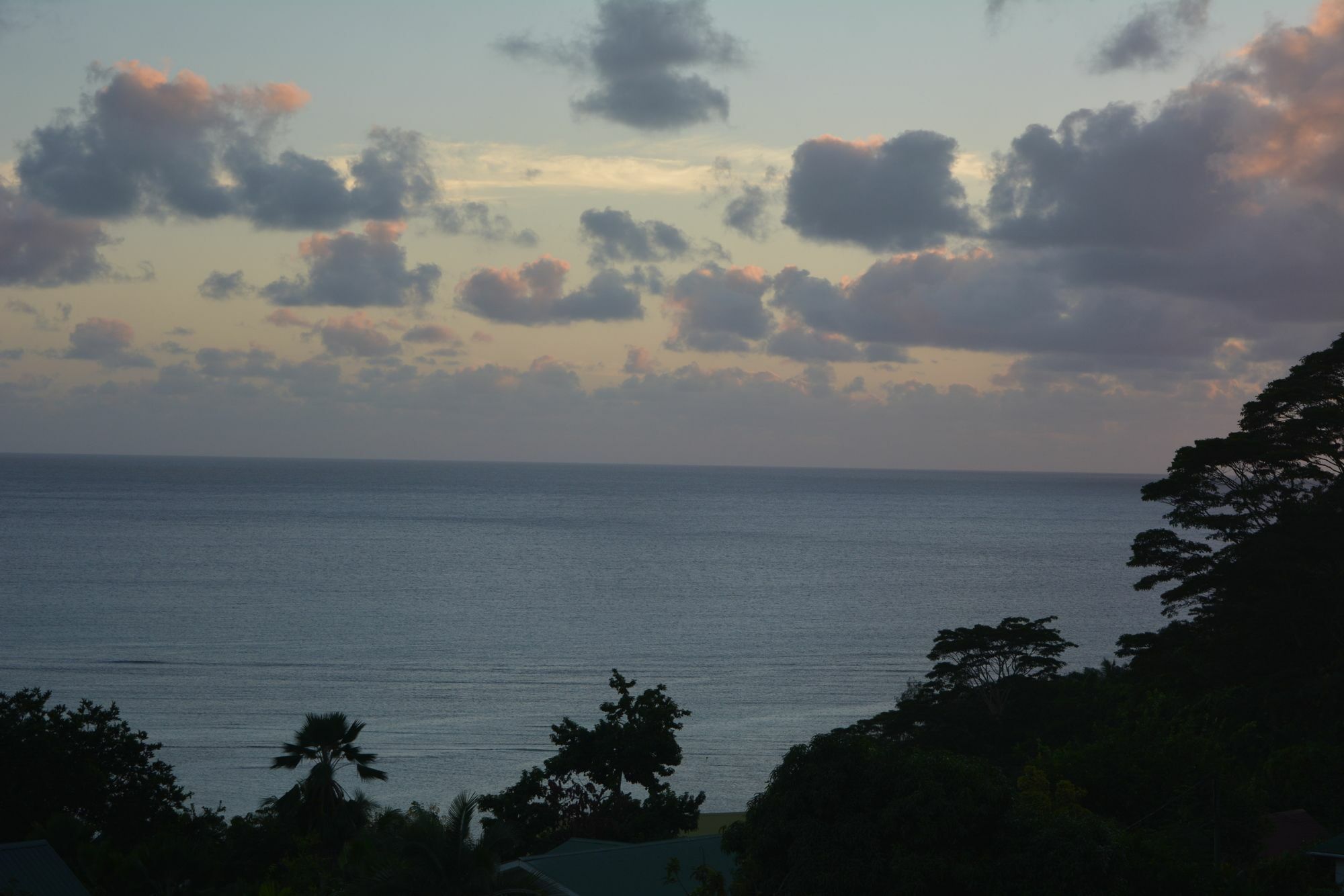 Manfiyo Guest House Anse Boileau エクステリア 写真